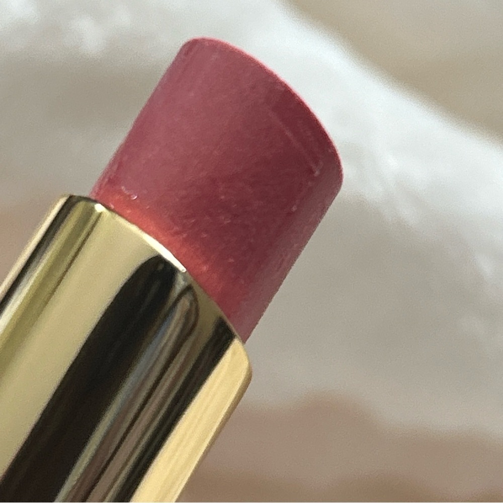 Estee Lauder Kissable LipShine #04 Majorca Kiss NEW (soft coral w/light shine) - Picture 11 of 14